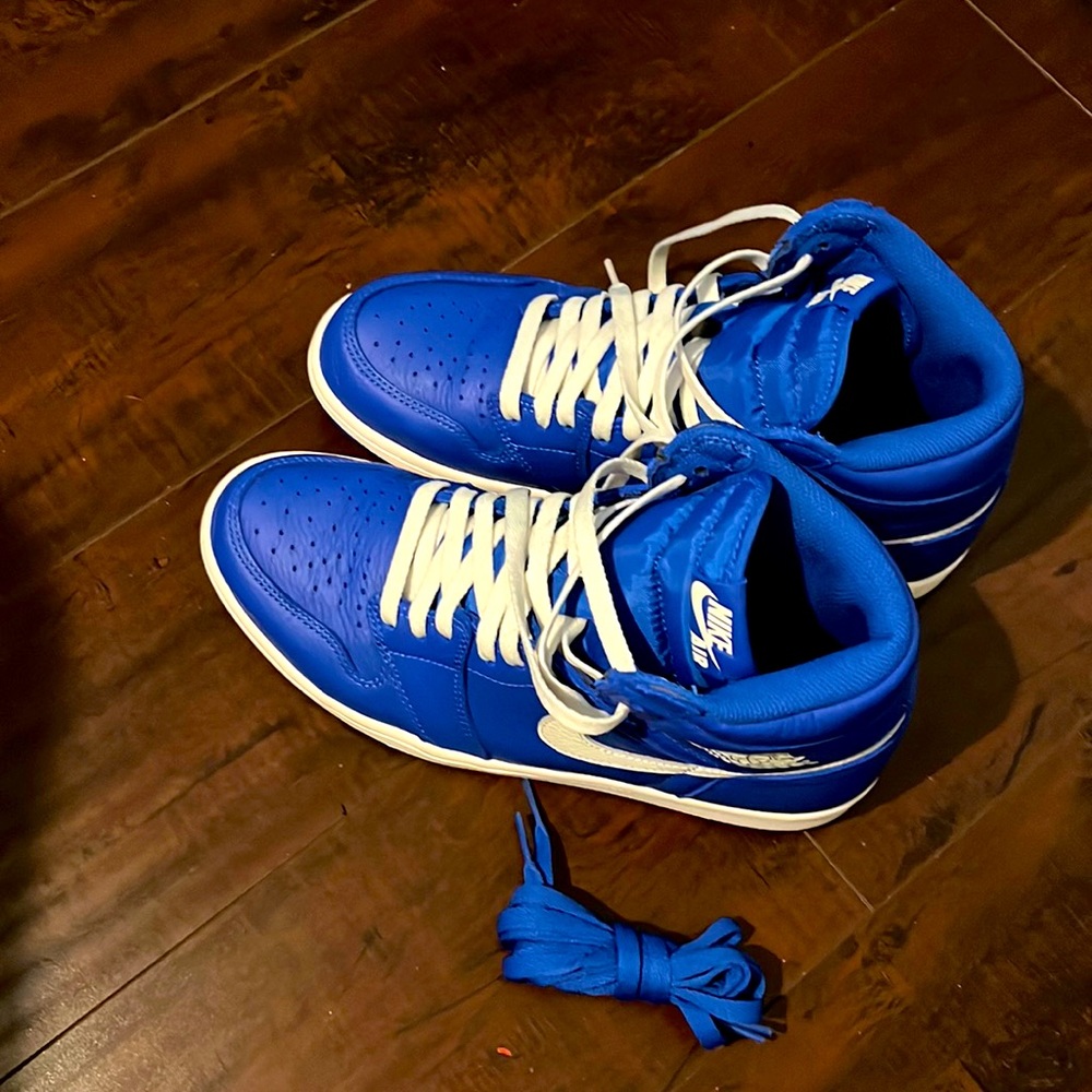 Jordan 1 Retro Royal Blue Sz 10